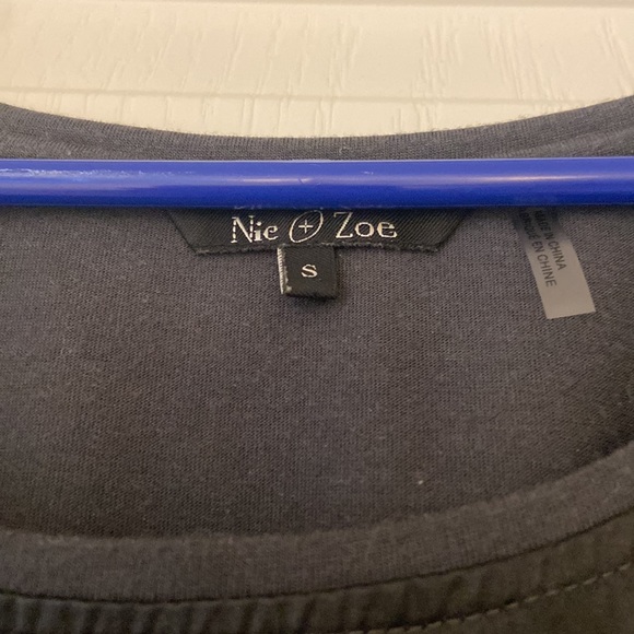 Silk singlet - Picture 2 of 4